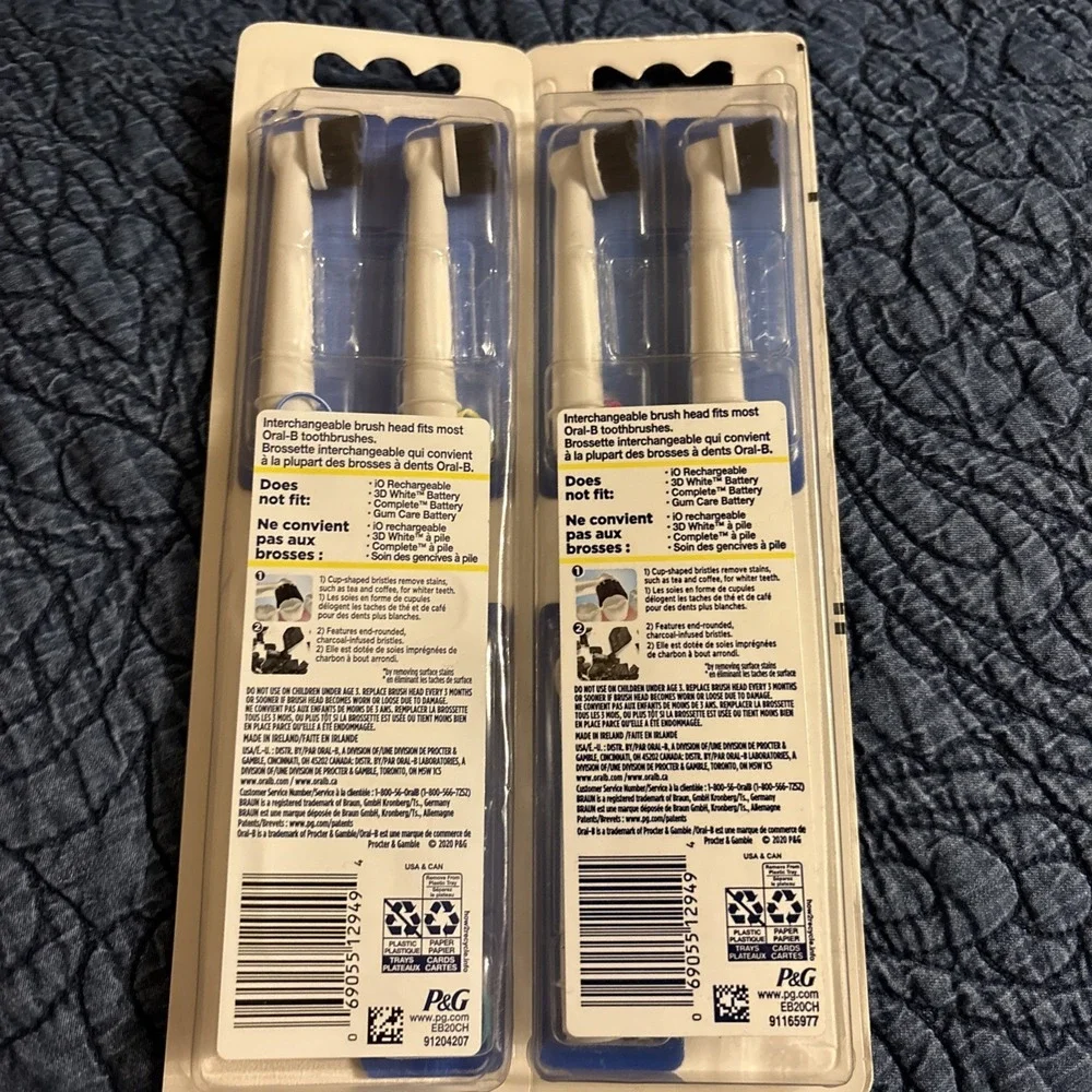 New Lot Of 2 Oral-B 3 Pks (6) Charcoal Replacement Tooth Brush Heads Whitening
